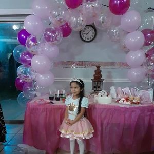 Meet your Posher, Valle